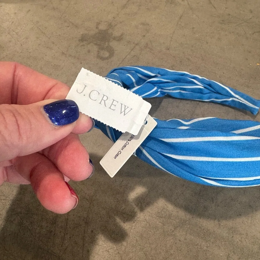 J.CREW blue & white striped 100% cotton headband- see pic for design details 🤍💙